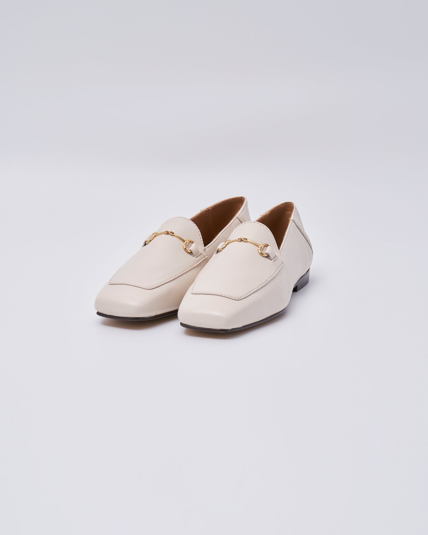 BIT SLIP ON SQUARE SHOES GRAIN LEATHER WHITE