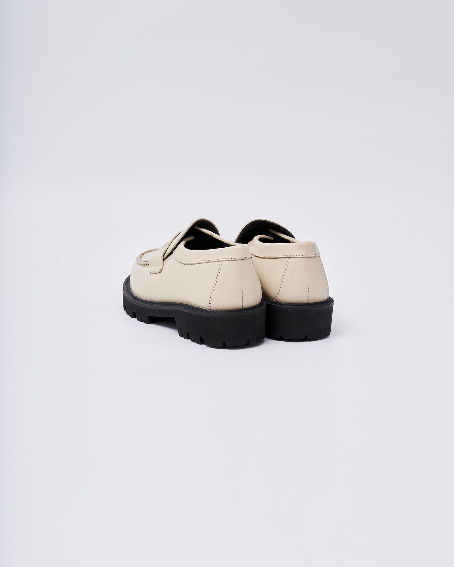 23114W COIN LOAFERS OFF WHITE