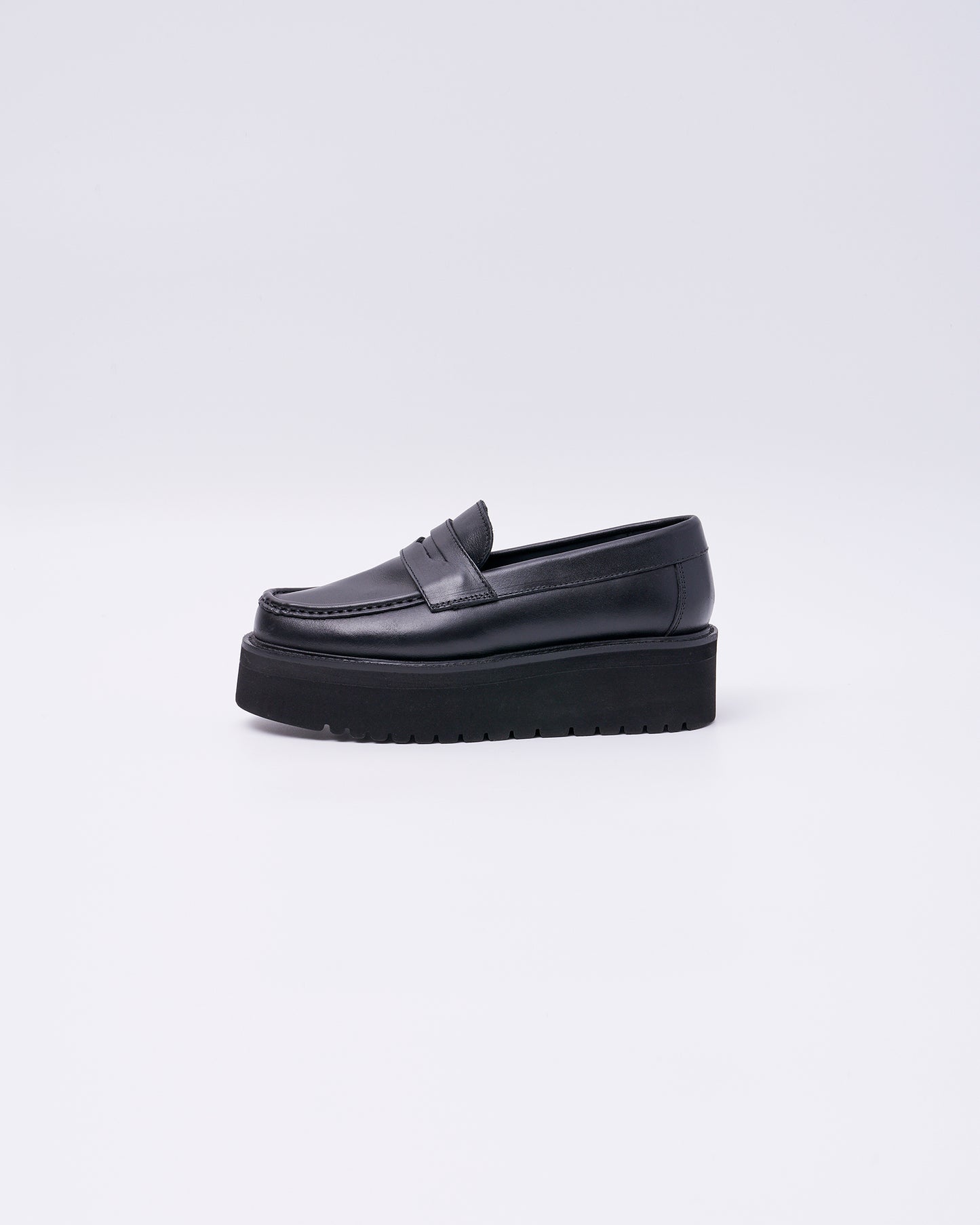 2413W PLATFORM LOAFERS BLACK