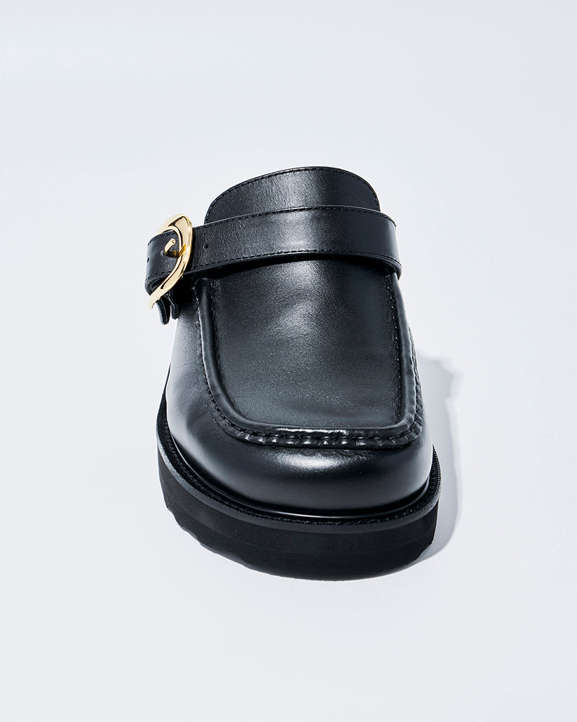 ONE STRAP MOC MULE BLACK