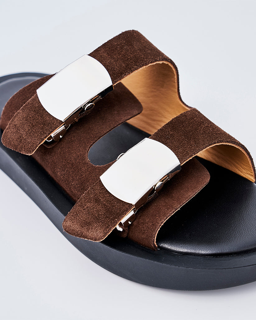 SLIDE BUCKLE PLATFORM SANDALS BROWN SUEDE