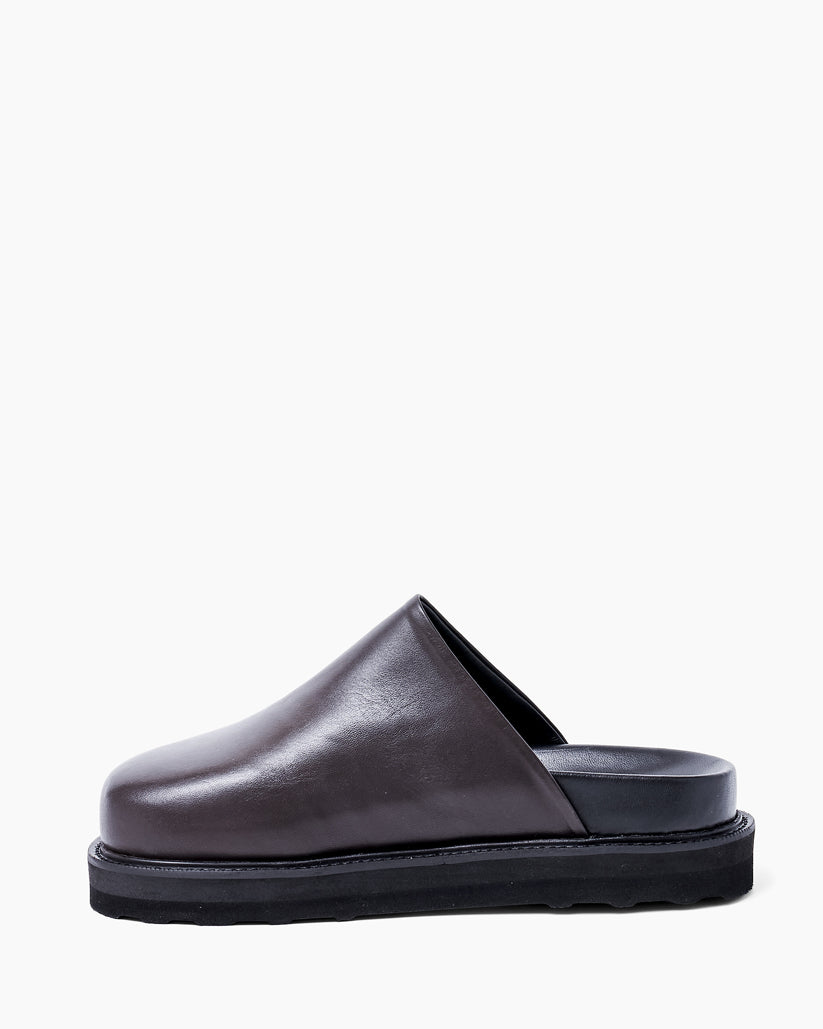 CLOG SANDALS DARK BROWN