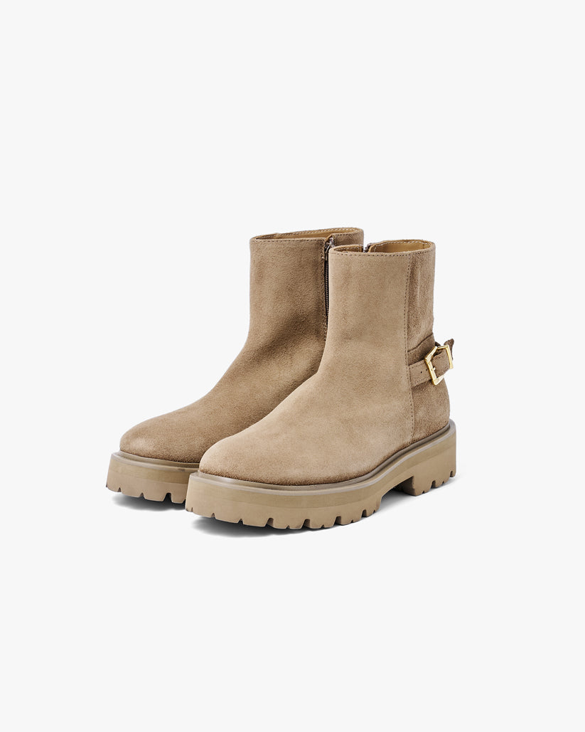 BACK ZIP BOOTS BLACK