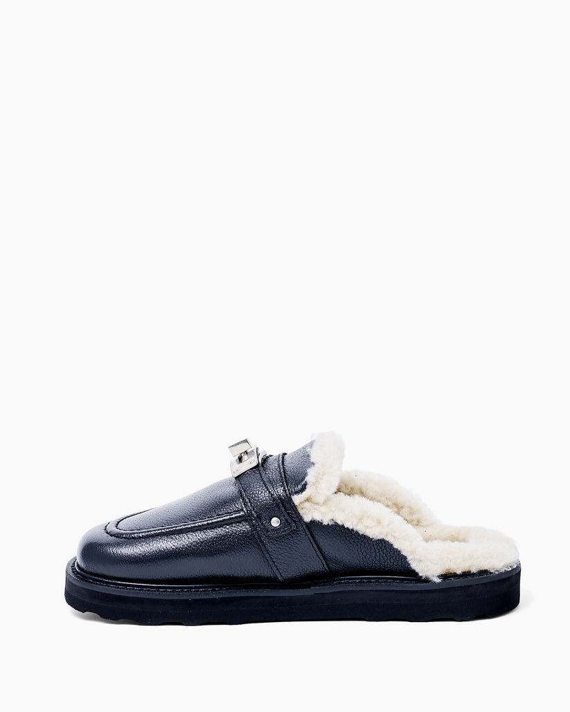 SHEARING BUCKLE SANDALS GRAIN LEATHER BLACK