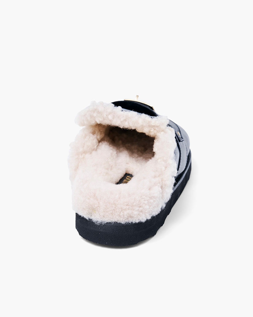 SHEARING BUCKLE SANDALS BLACK
