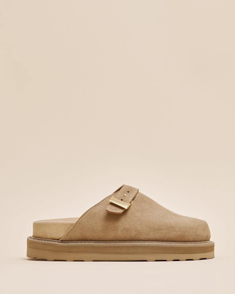 SANDAL – caminando.jp