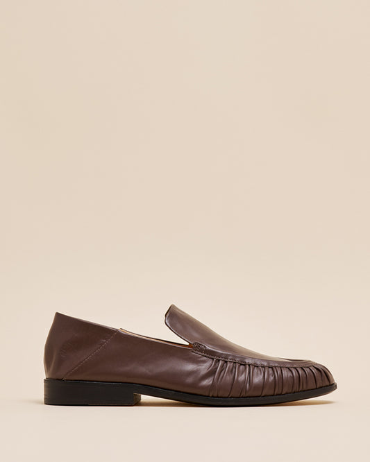 PLEATED LOAFER BROWN