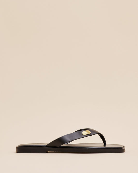 THONG FLAT SANDALS BLACK