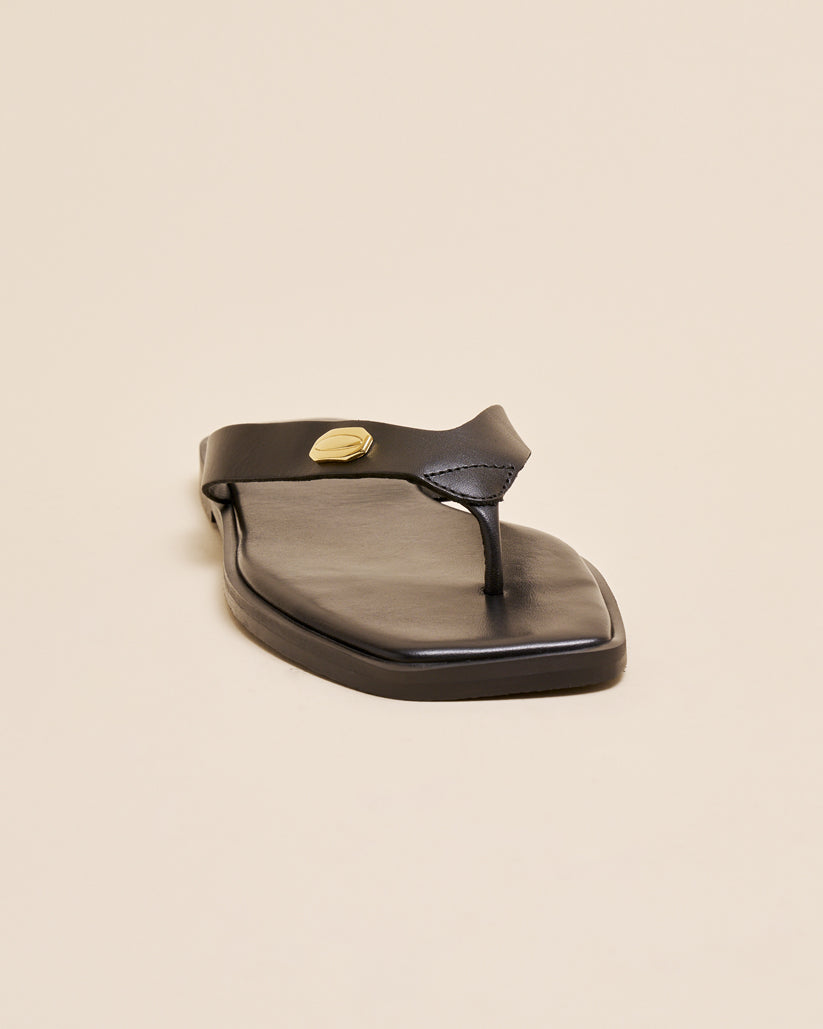 THONG FLAT SANDALS BLACK