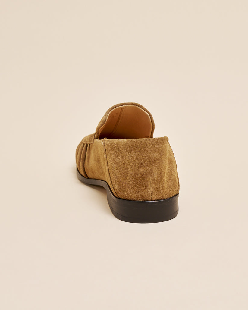 PLEATED LOAFER CAMEL SUEDE