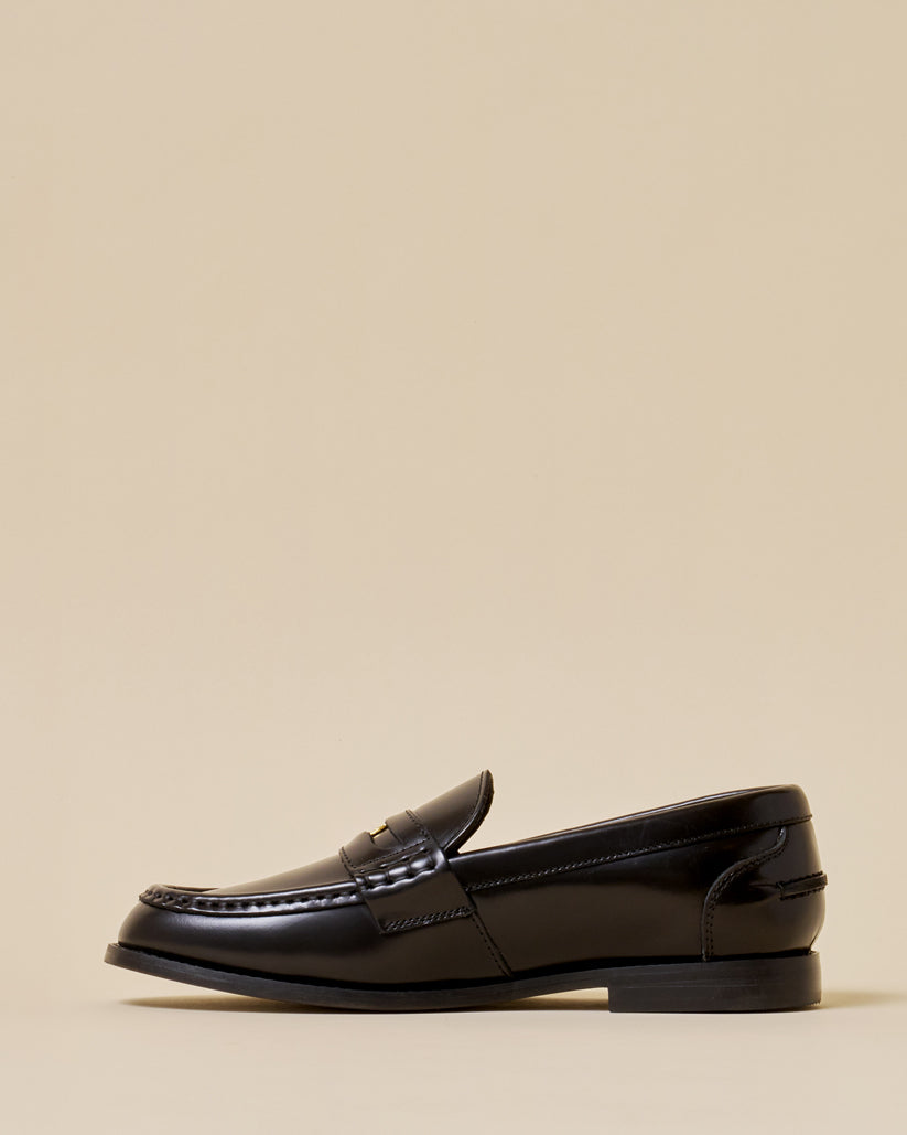 ALMOND TOE PENNY LOAFER BLACK