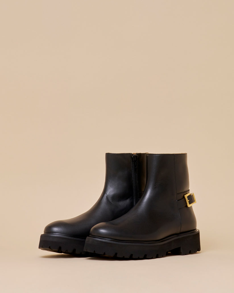 SIDE BUCKLE BOOTS BLACK