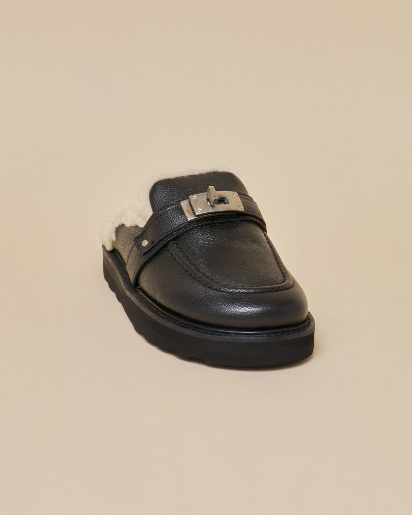 SHEARING BUCKLE SANDALS GRAIN LEATHER BLACK