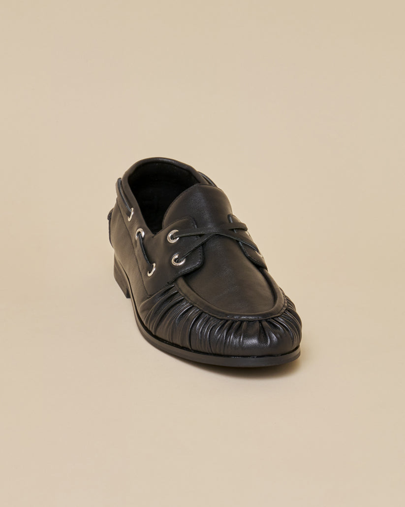 PLEATED DECK SHOES BLACK
