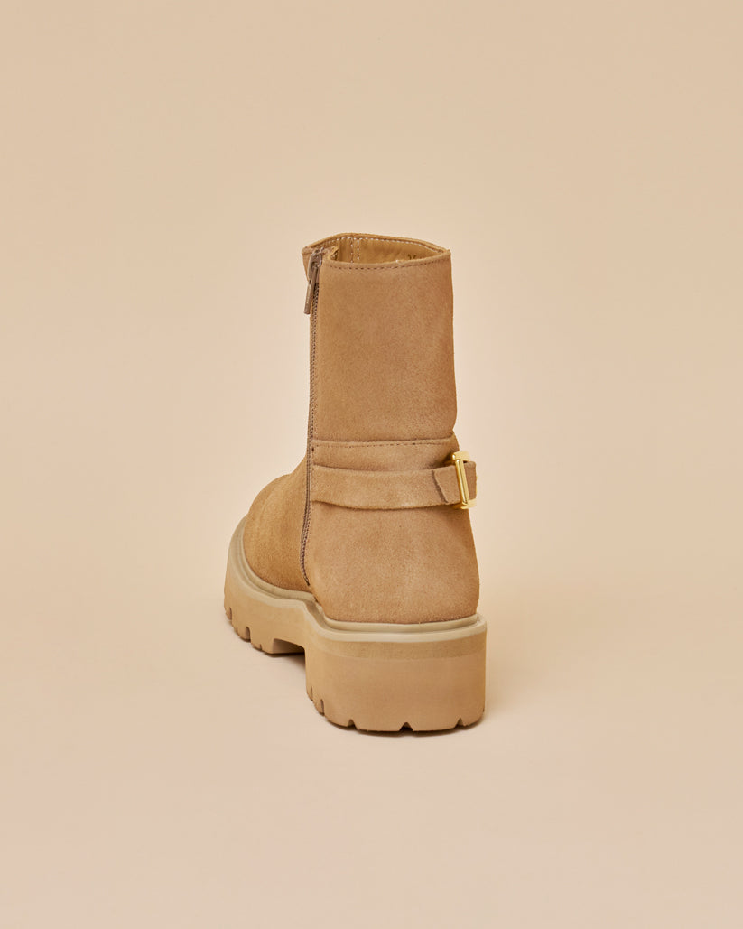 SIDE BUCKLE BOOTS TAN SUEDE