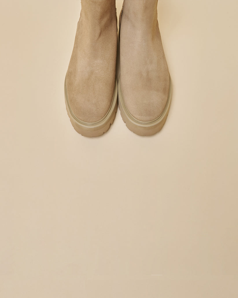 SIDE BUCKLE BOOTS TAN SUEDE