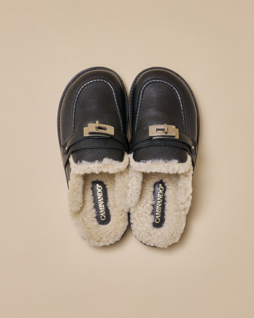 SHEARING BUCKLE SANDALS GRAIN LEATHER BLACK
