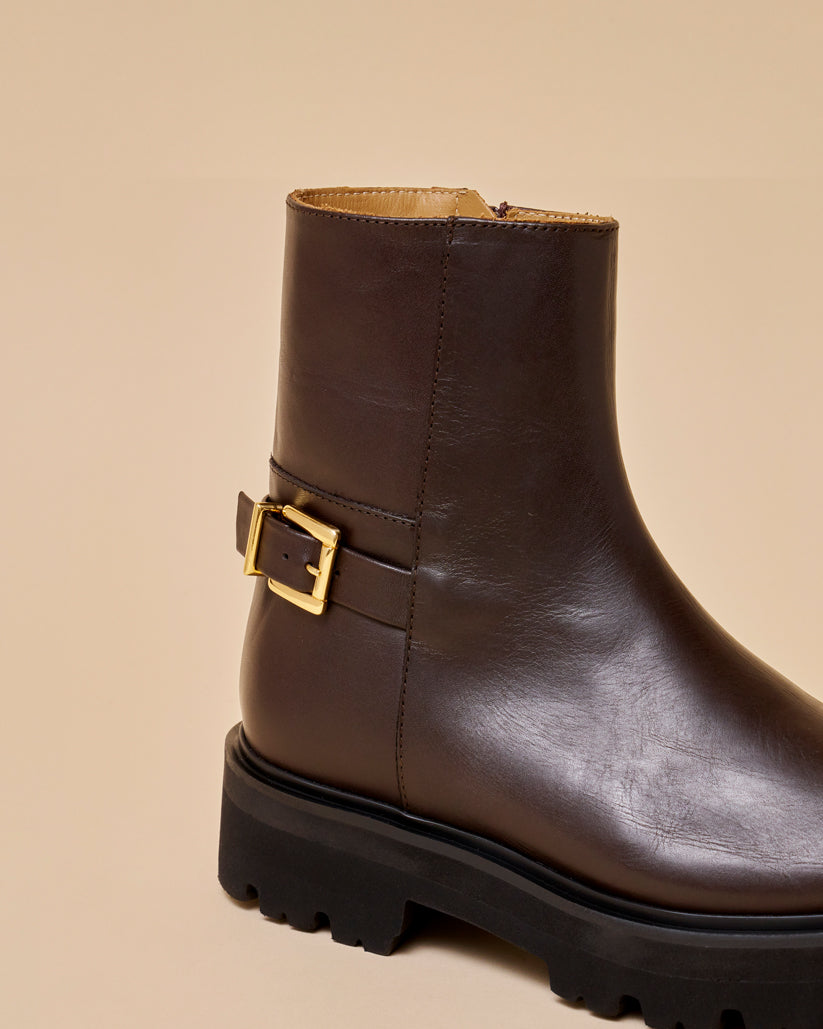Side Buckle Boots Dark Brown