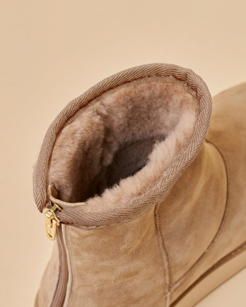 MOUTON BACK ZIP BOOTS GRAYGE