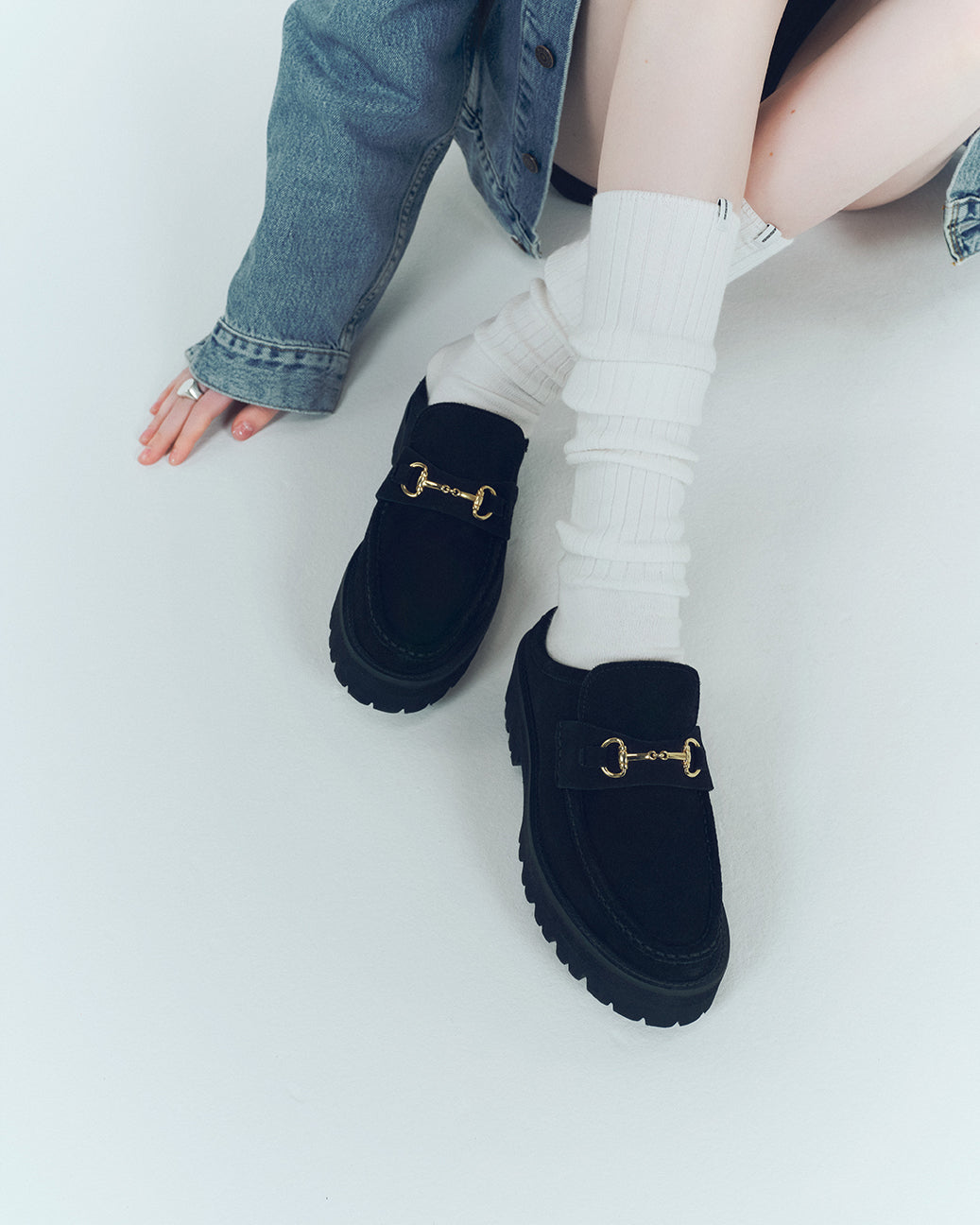 MID BIT MULE BLACK SUEDE
