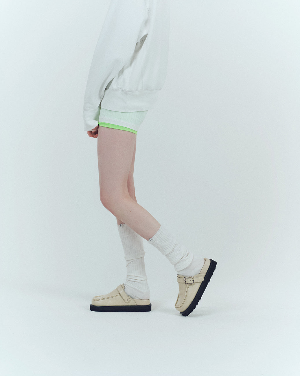 ONE STRAP MOC MULE LAMB